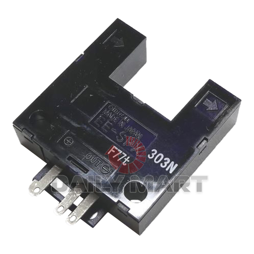 New In Box OMRON EE-SPX303N Photoelectric Sensor