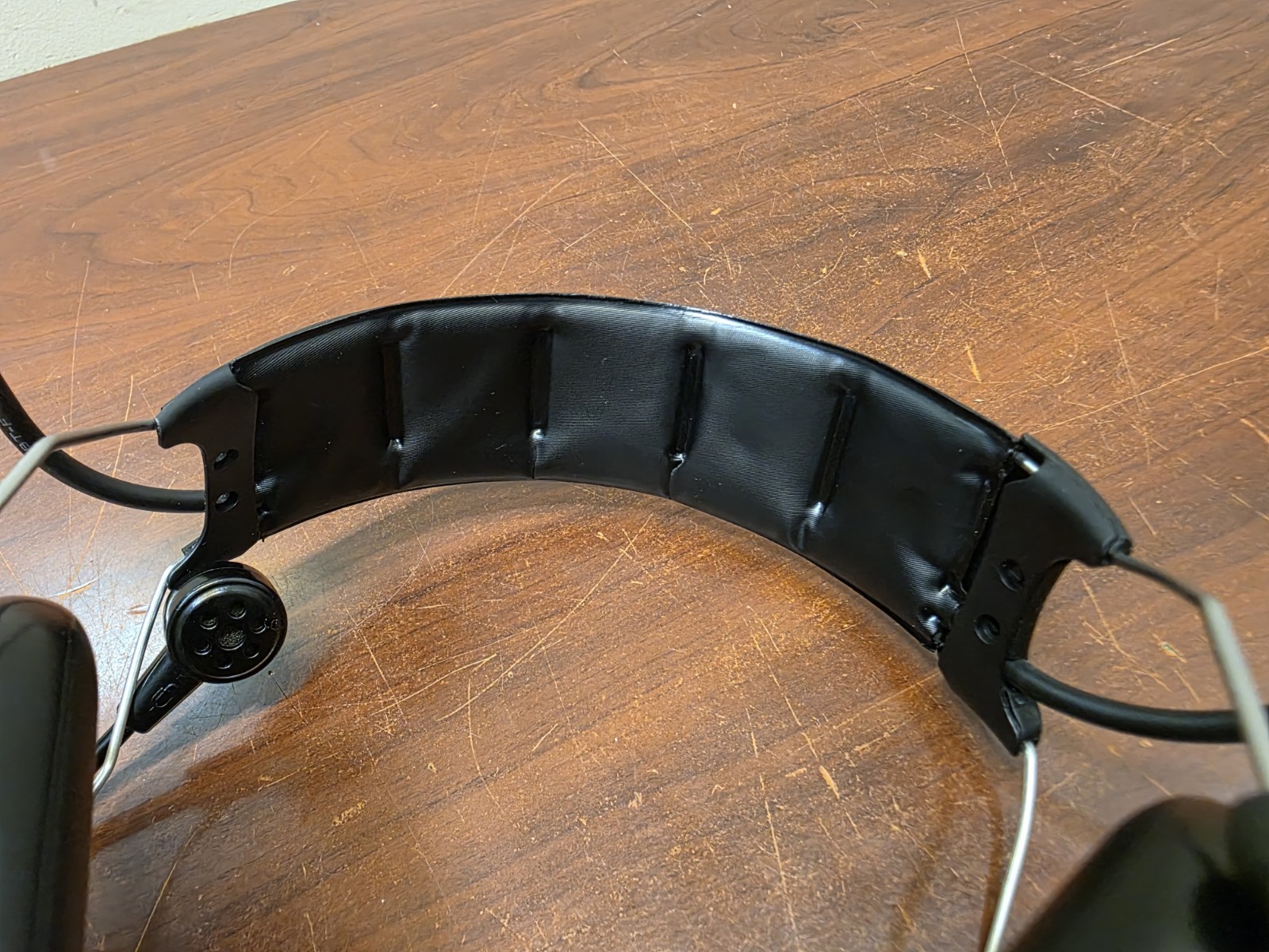 3M PELTOR LiteCom Plus Headset MT73H7A4610NA
