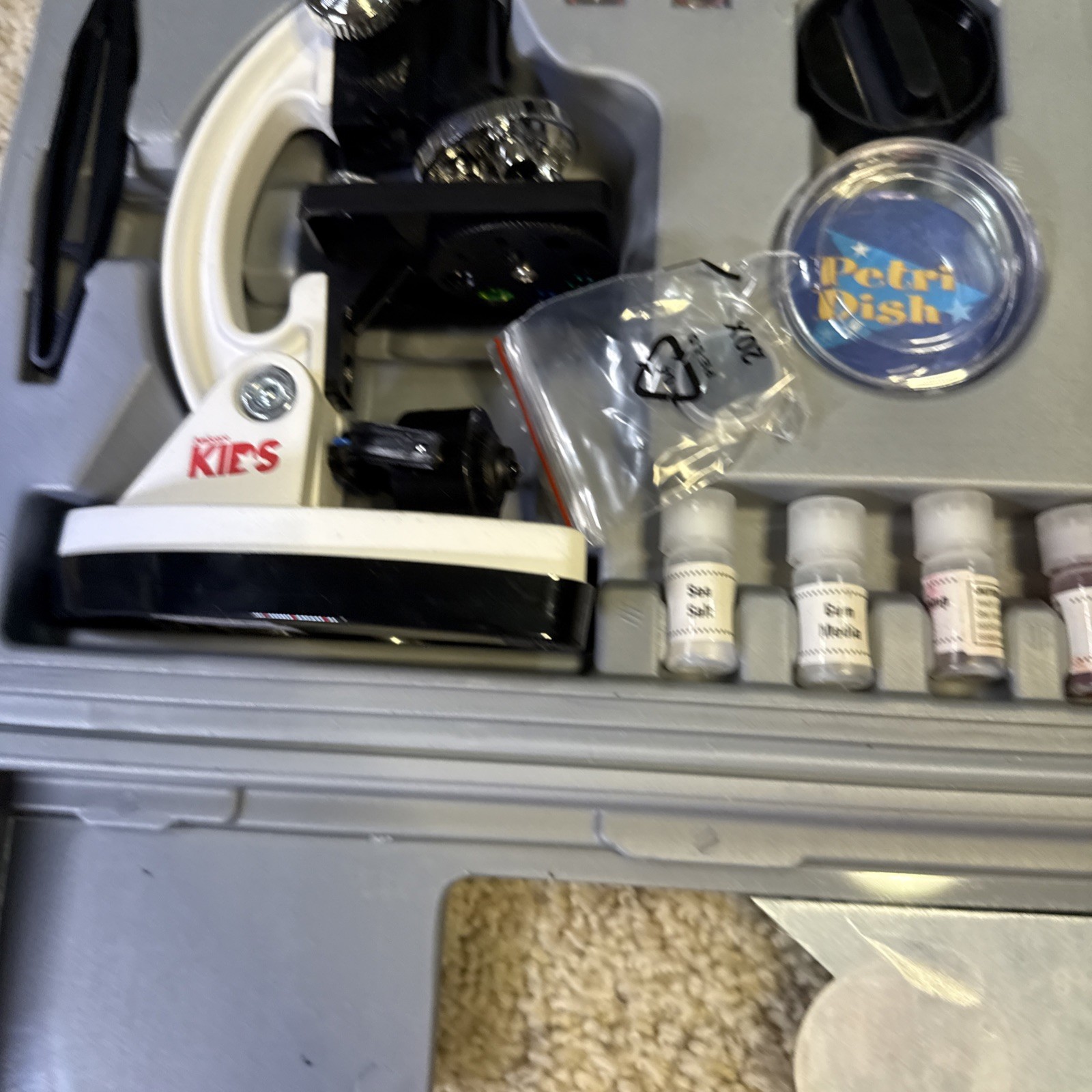 IQCREW Early Explorer Series Microscope