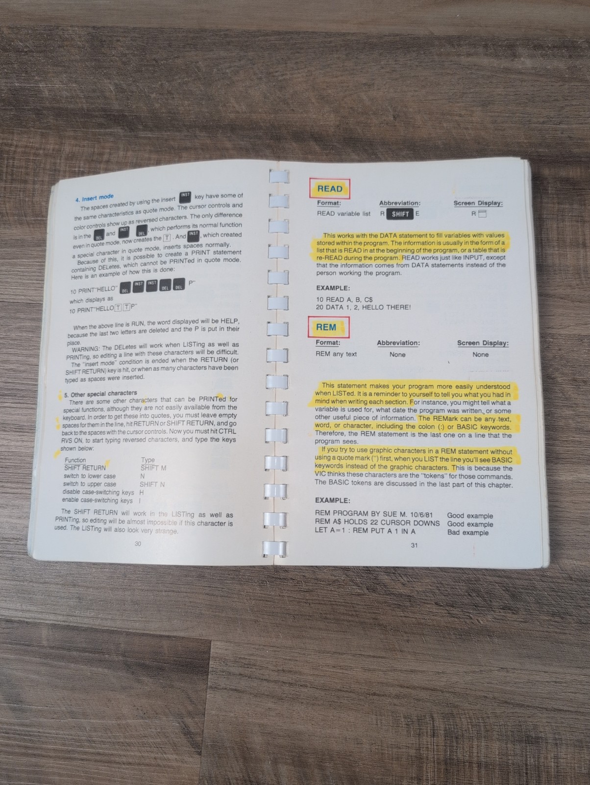 2 Books Commodore Vic-20 Programmers Reference Guide Manual with Schematic