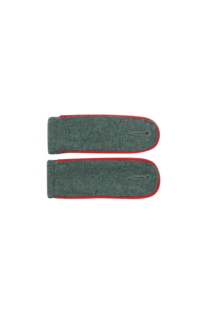 WWII German Heer later Artillery EM shoulder boards