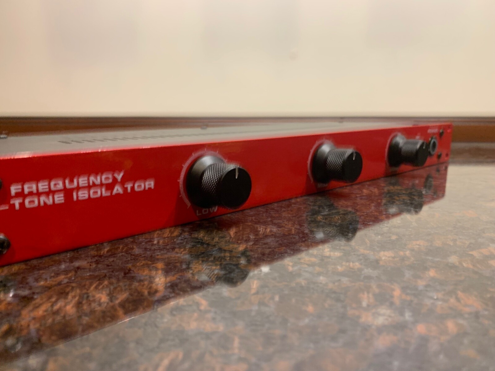NEW RED 3 BAND STEREO FREQUENCY DJ TONE ISOLATOR