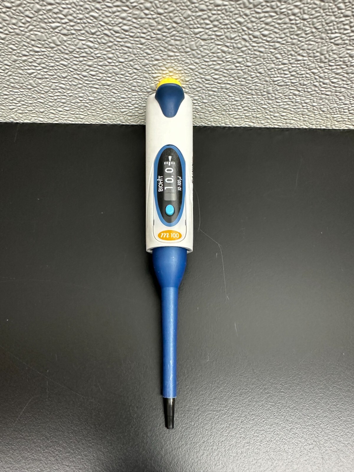 Sartorius / Biohit M100 10-100uL Single Channel mLine Adjustable Manual Pipette