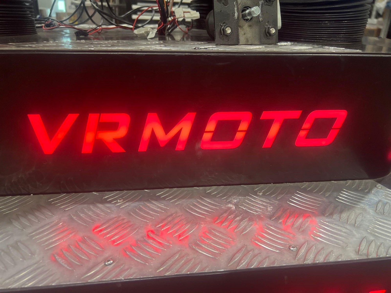 VIRTUAL REALITY VRMOTO MOTORCYCLE SIMULATOR WITH BILL ACCEPTOR