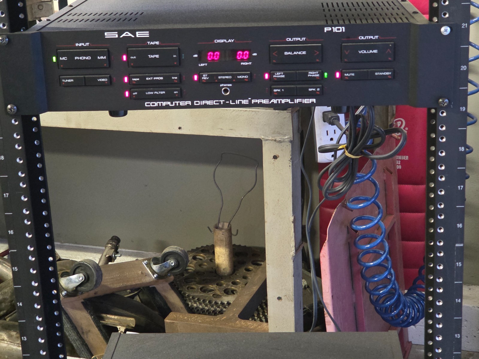 Vintage SAE Computer Direct-Line Stereo Equalizer Powers On