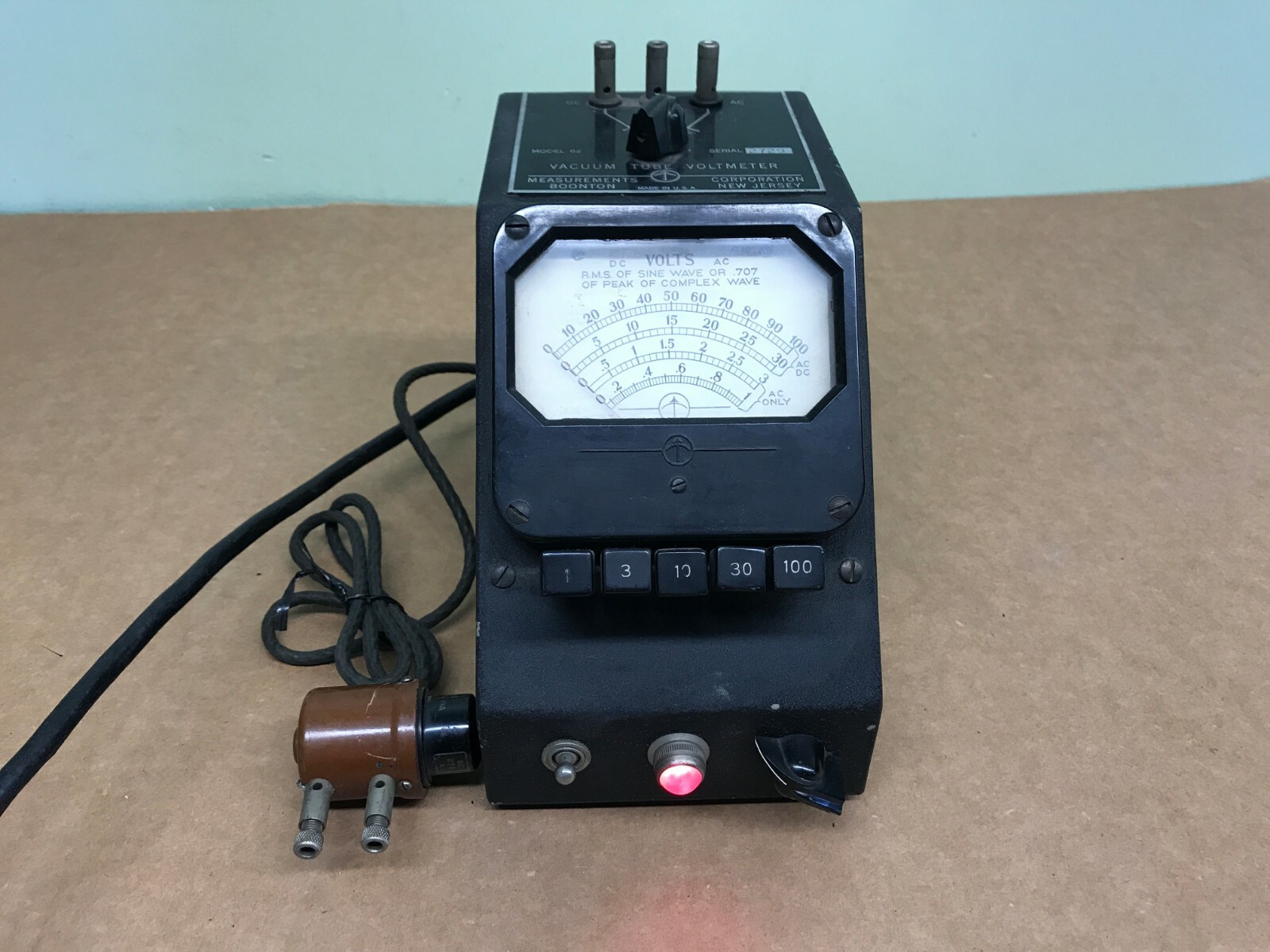 Antique Antique Electronics Measurements  Vacuum Tube Voltmeter 62