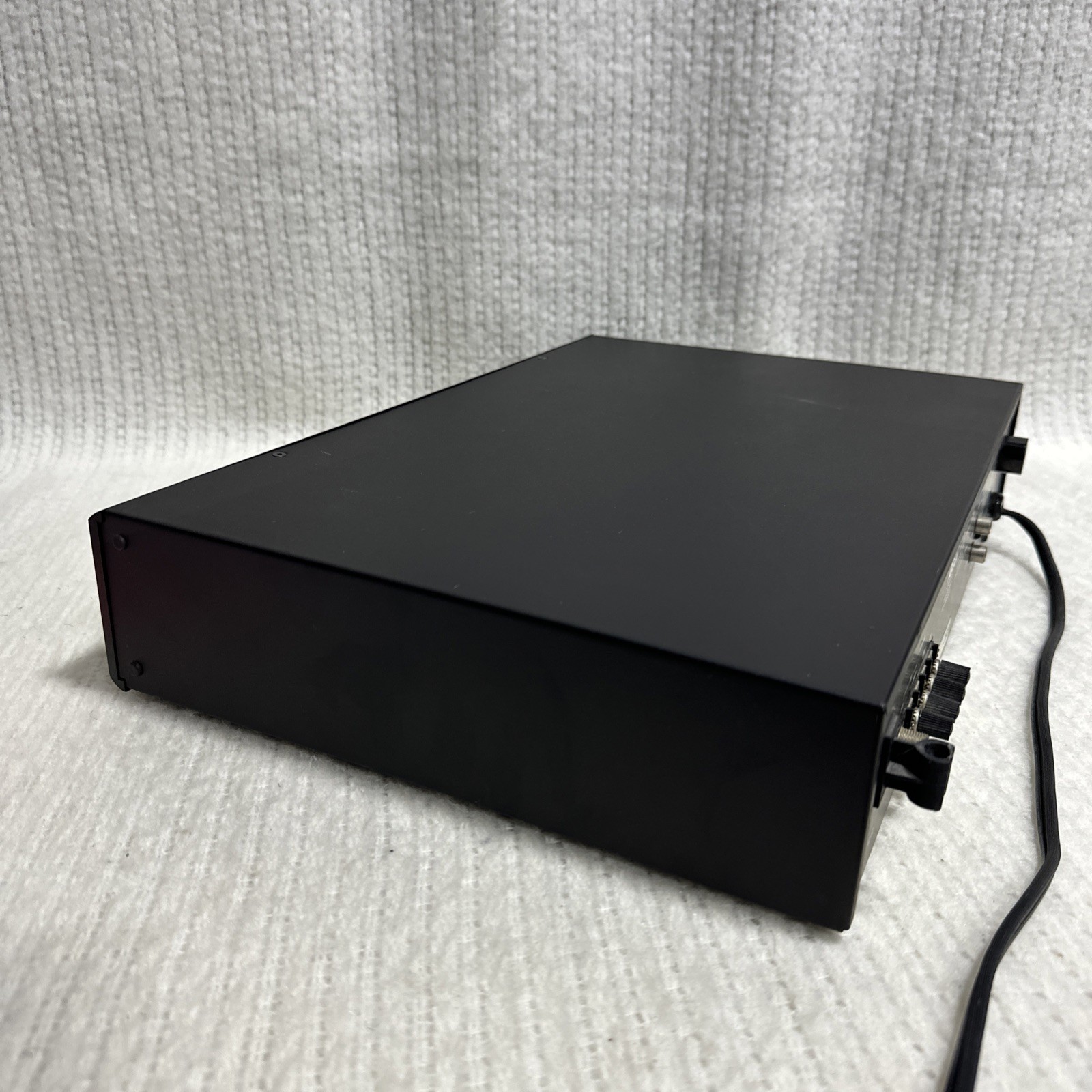 Adcom GFT-555 Stereo Tuner. 100% Working Condition. Great FM Reception.