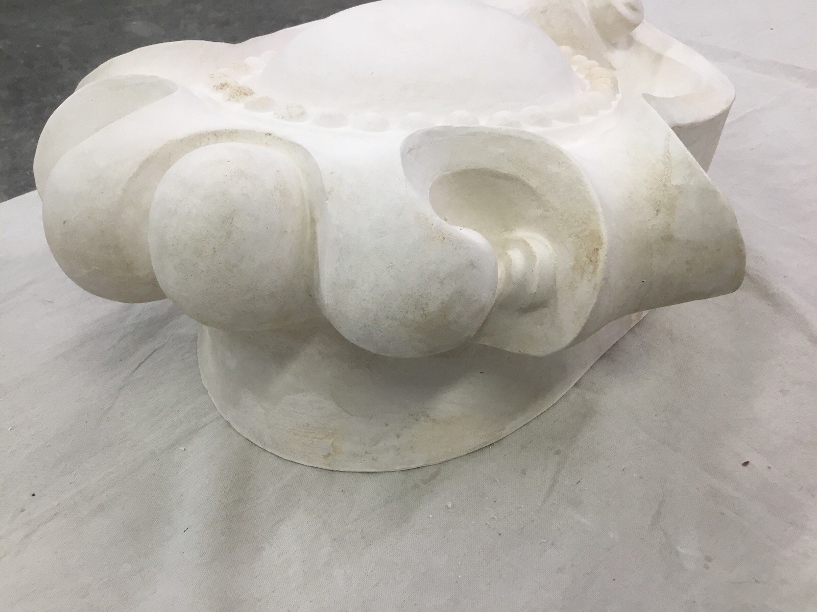 Architectural Shield Mold For Concrete And Plaster