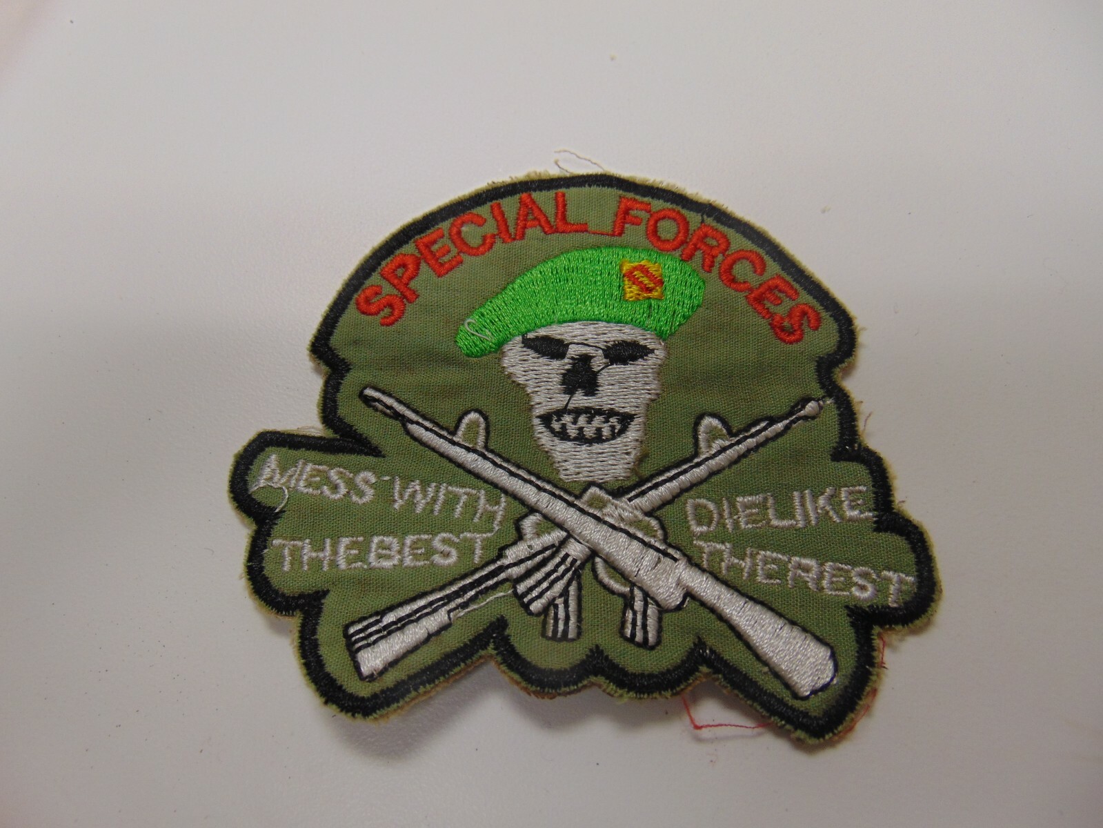 MILITARY PATCH OLD VIETNAM ERA SPECIAL FORCES MESS WITH THE BEST DIE LIKE REST