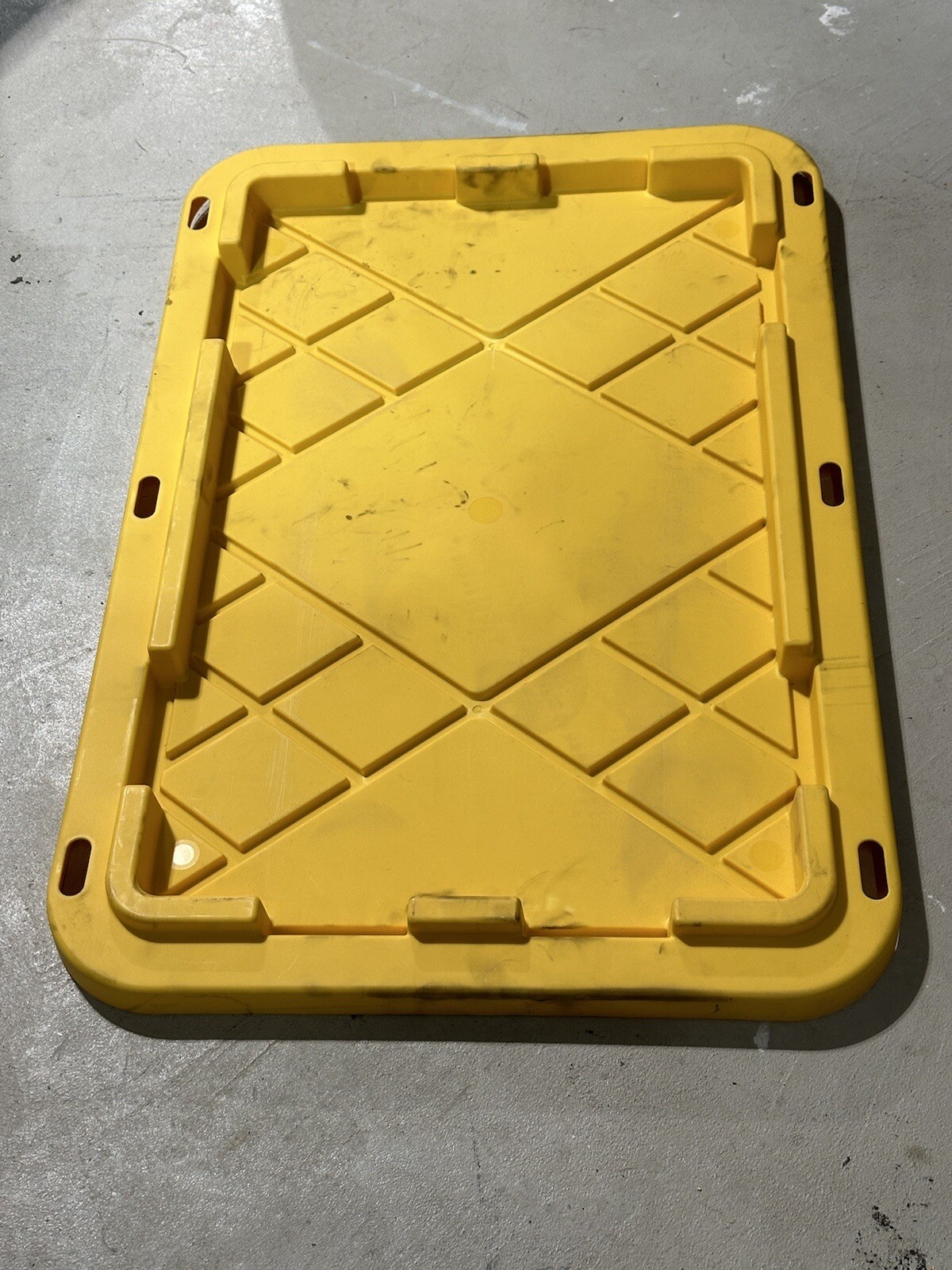 LID ONLY Greenmade 27 Gallon Costco Heavy Duty Tote Bin Yellow Cover Top 31x21x2