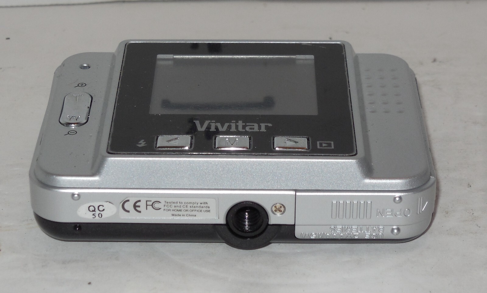 Vivitar ViviCam 5018 5.1MP Digital Camera black Tested Works