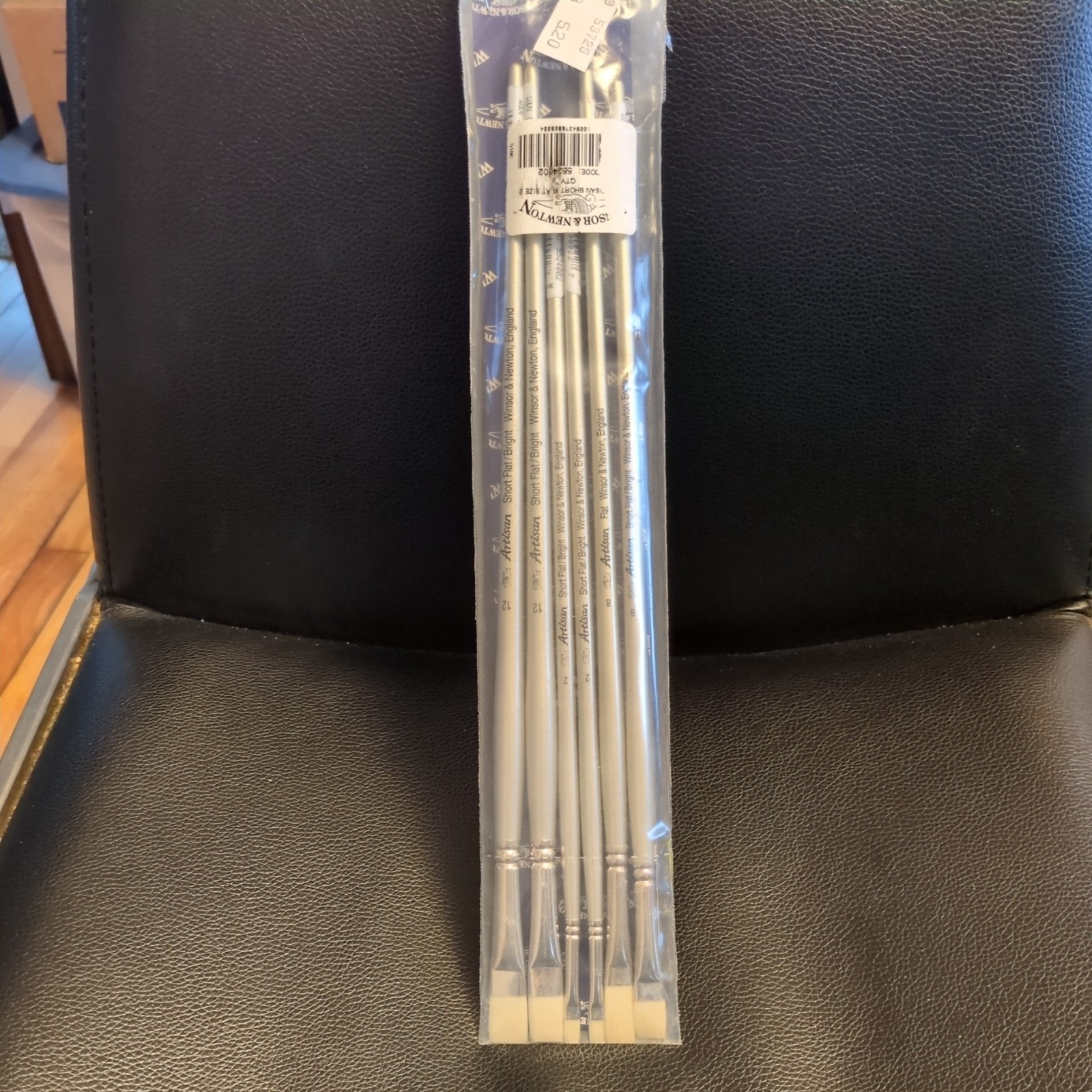 Lot of 6 Winsor & Newton Artisan Series Brushes, sizes 2, 8, 12 - two of each