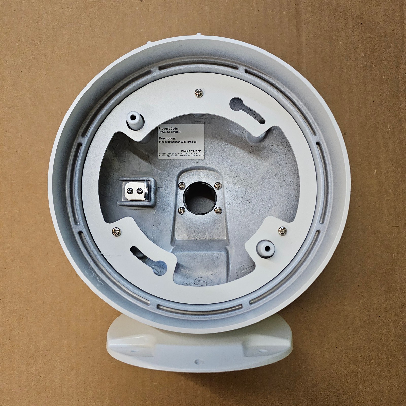 Illustra IBWS-M-ISWB-0 Flex Multisensor Wall Mount - New, Open Box