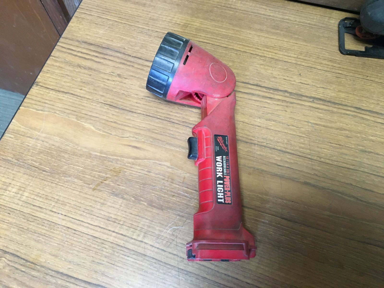 Milwaukee 49-24-0150 12/14.4 Volt Power-Plus Work Light