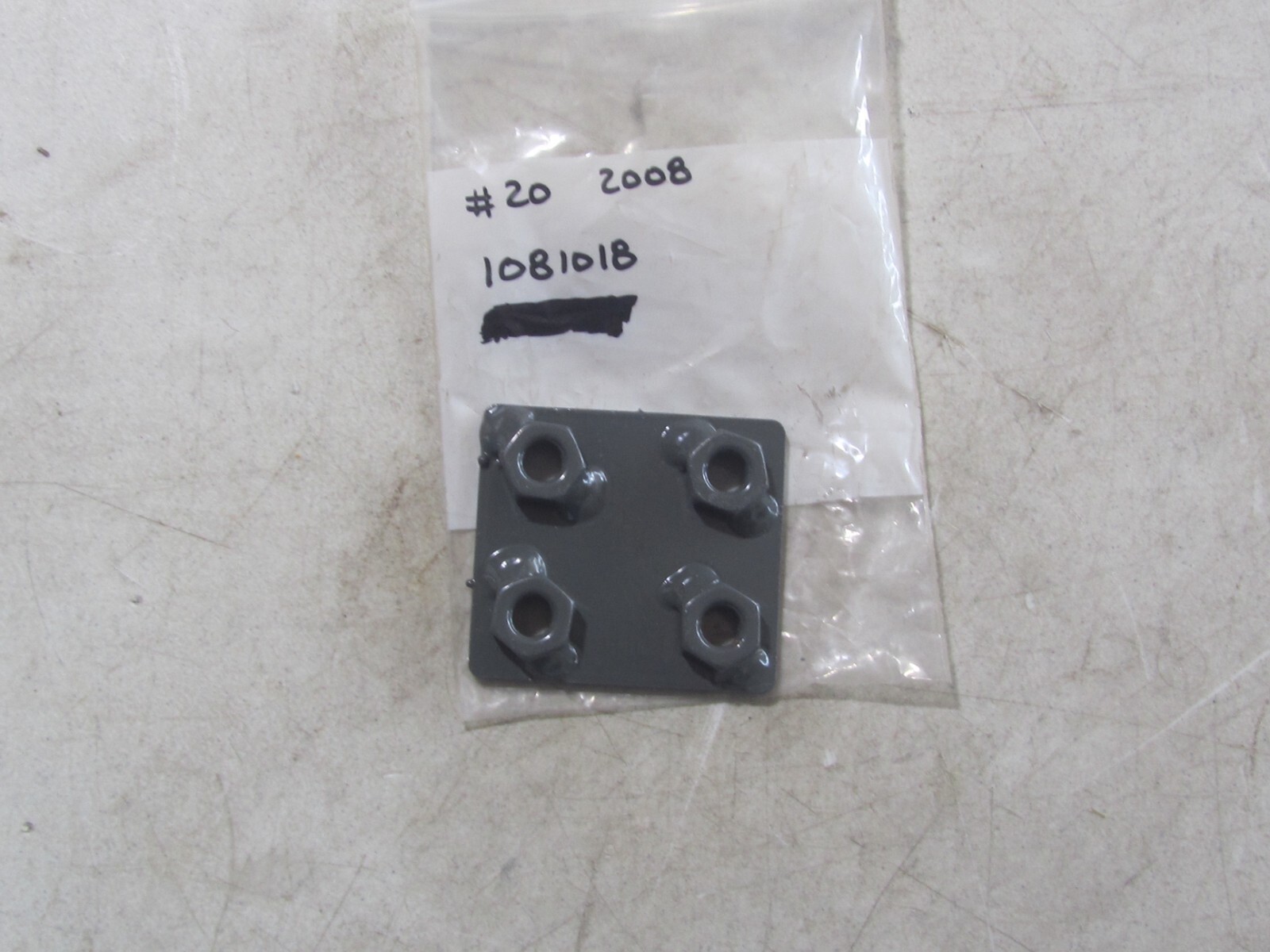NEW ELGIN SWEEPER REPLACEMENT PART 1081018 WLDT-CLAMP PLATE