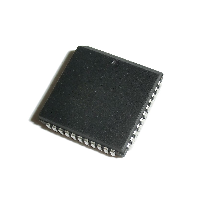1PCS IR2136J PLCC44