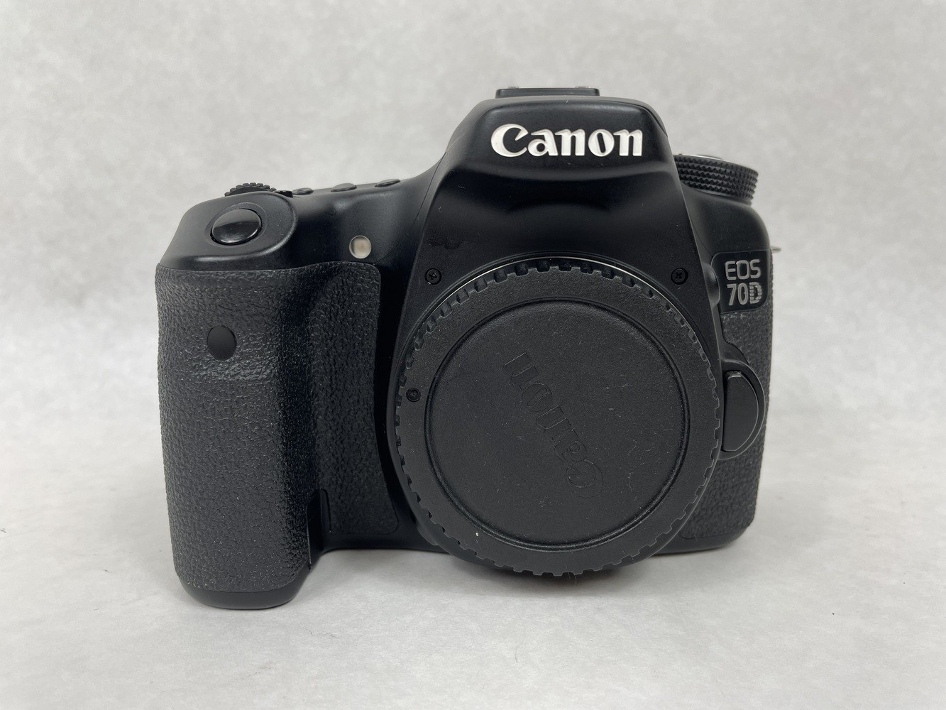 Canon EOS 70D 20.2MP Digital SLR Camera Body (141244690)