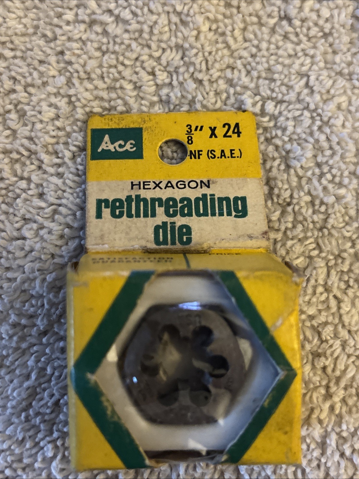 Vintage 3/8” Carbon Steel Hex Rethreading Die Ace Made In USA NOS Stock 233824