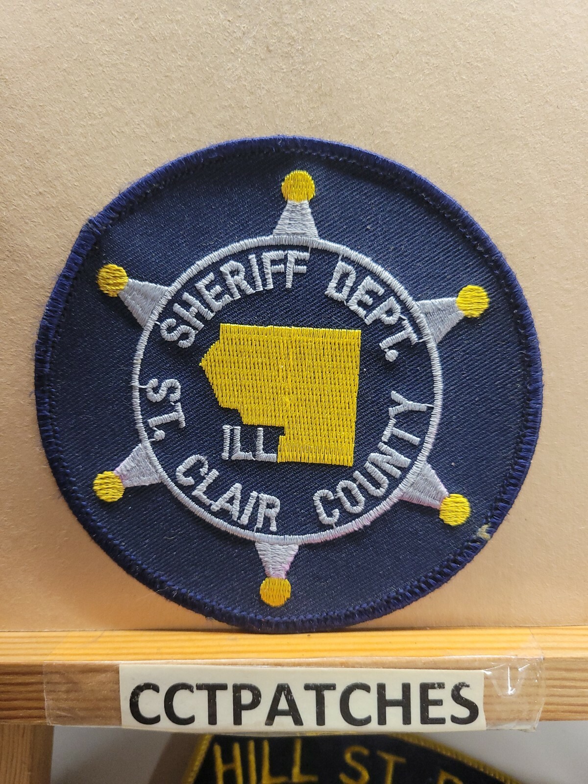 ST. CLAIR COUNTY, ILLINOIS SHERIFF BLUE (POLICE) SHOULDER PATCH IL