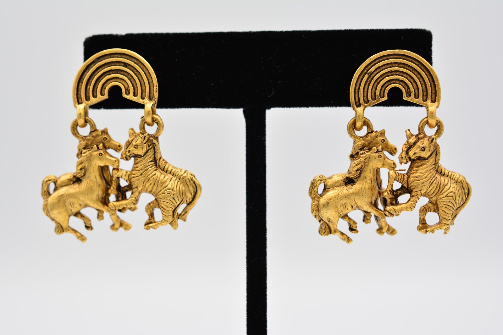 Vittorio Vintage Post Earrings Rainbow Animals Brushed Gold 1.5" 80s Signed 9C