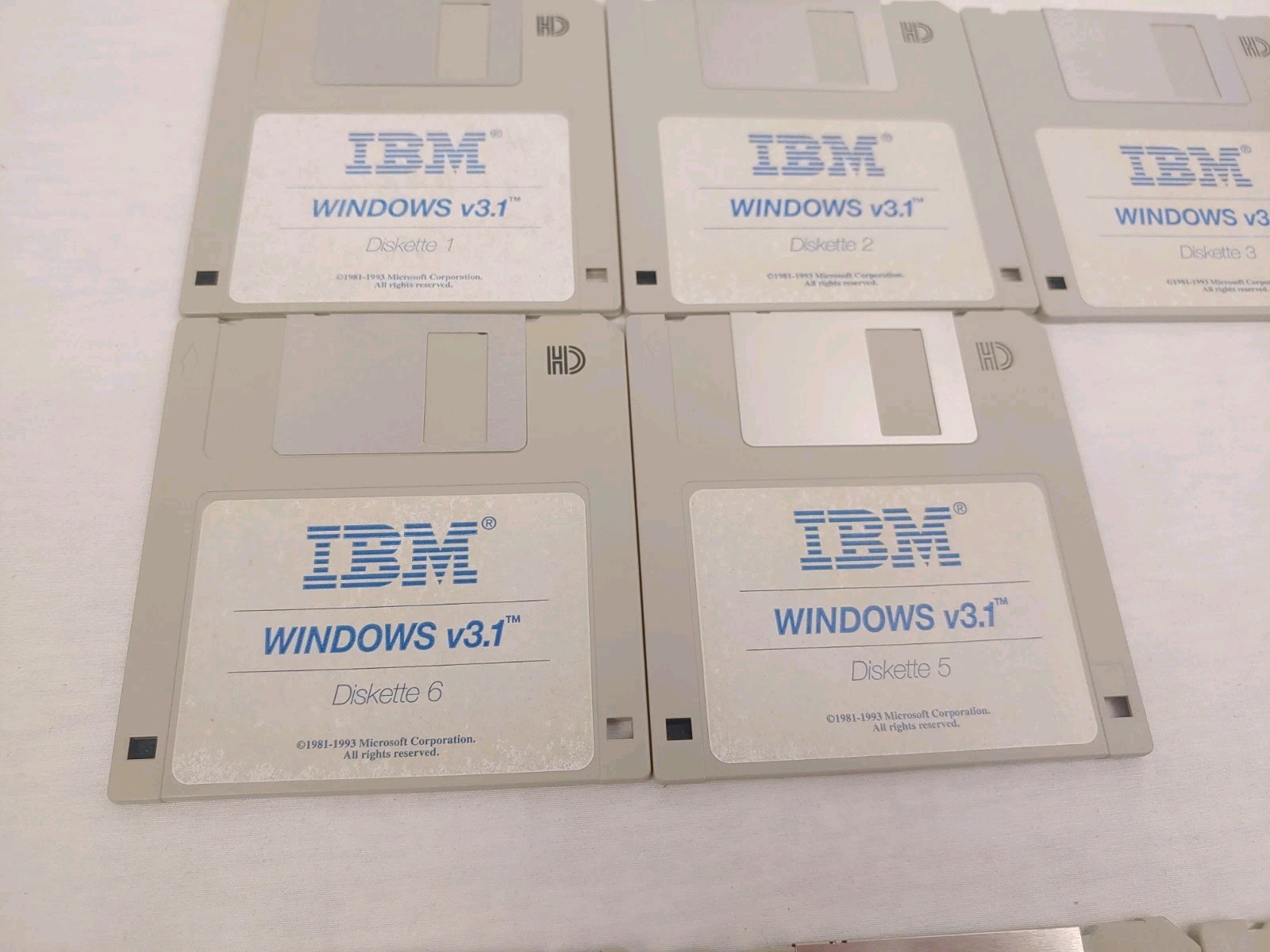 IBM branded Microsoft Windows 3.1 & PC DOS 6.1 Floppy Discs 3.5" OEM