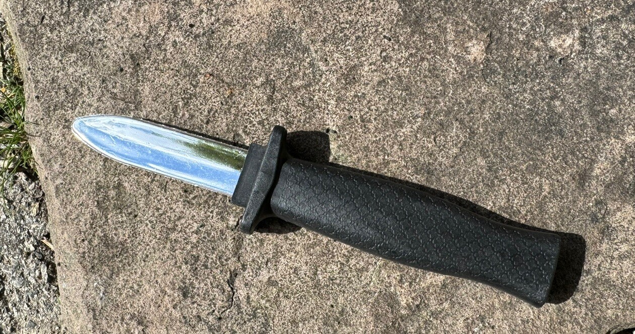 1x Fake Plastic Retractable Joke Knife Pranking Knife Uk Seller