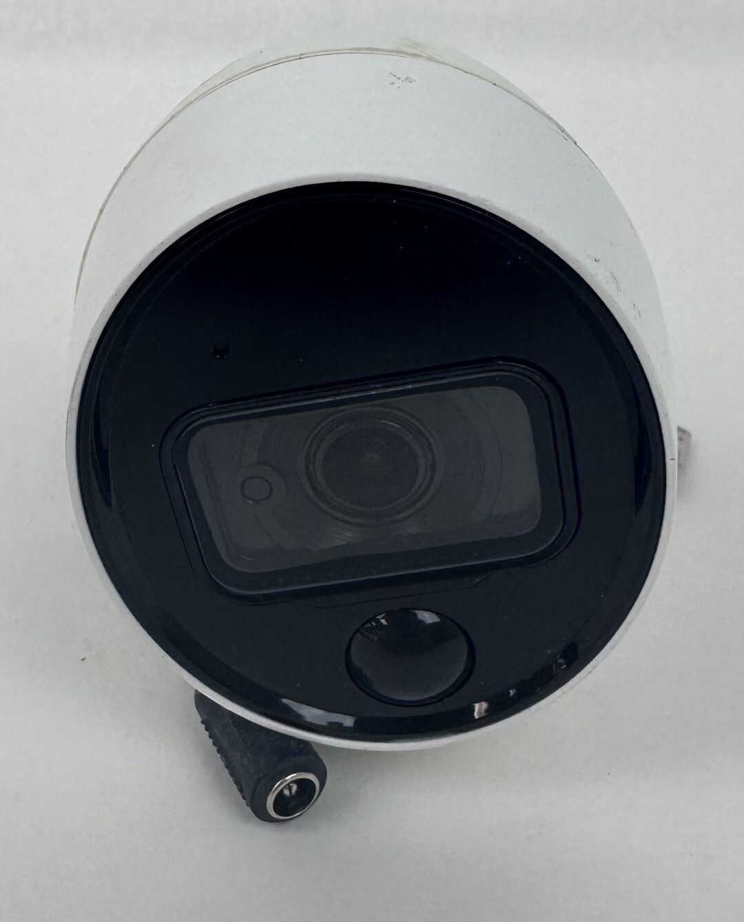 Q-See QCA8081B Analog HD Color Security Camera 4K 4MP - U