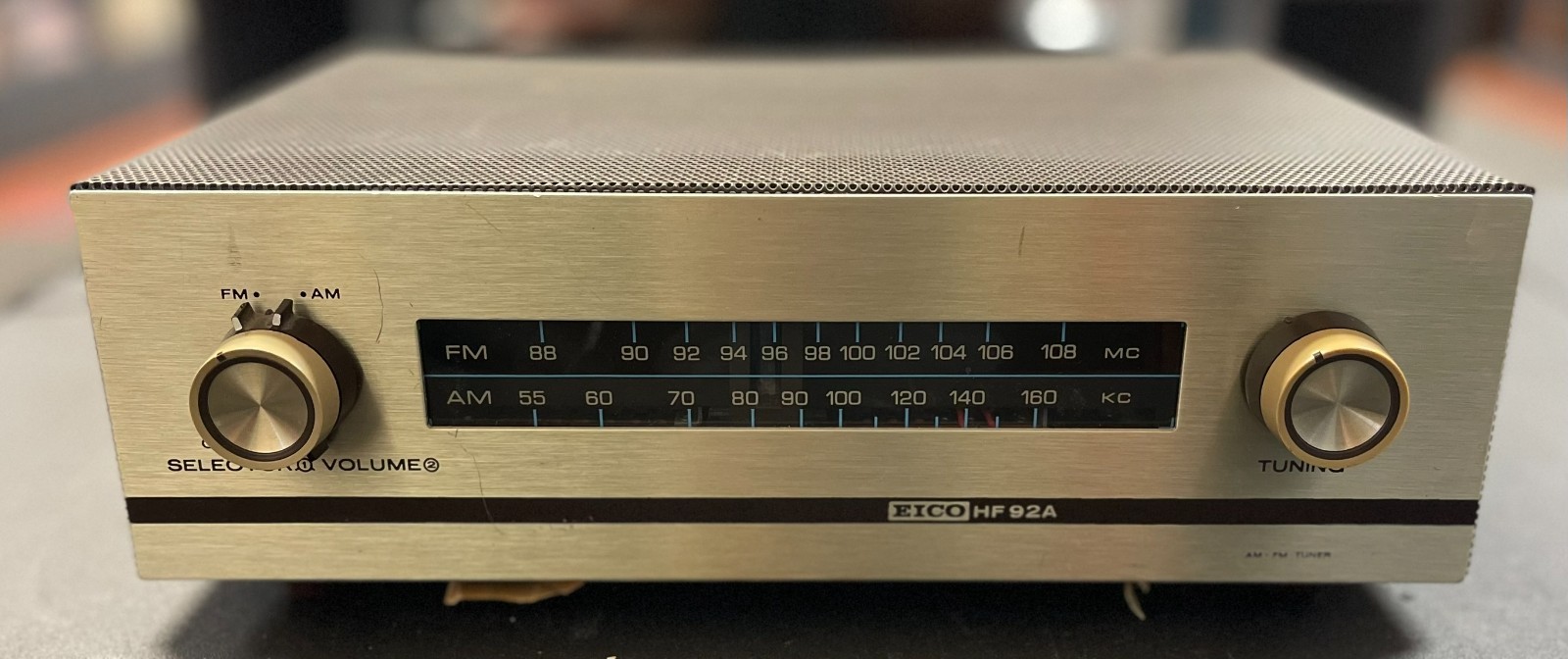 Vintage EICO HF 92A Tube Tuner Radio