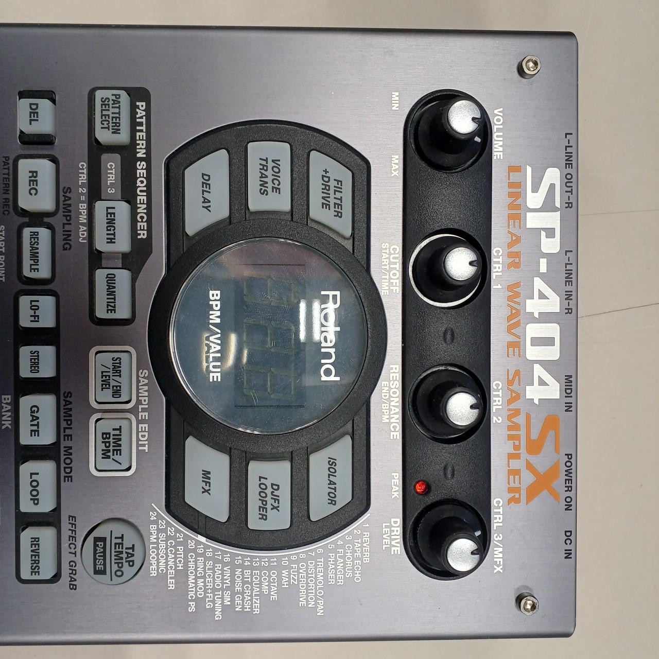 ROLAND SP-404SX Linear Wave Sampler Beatbox Sample Playback Effects Processor ​