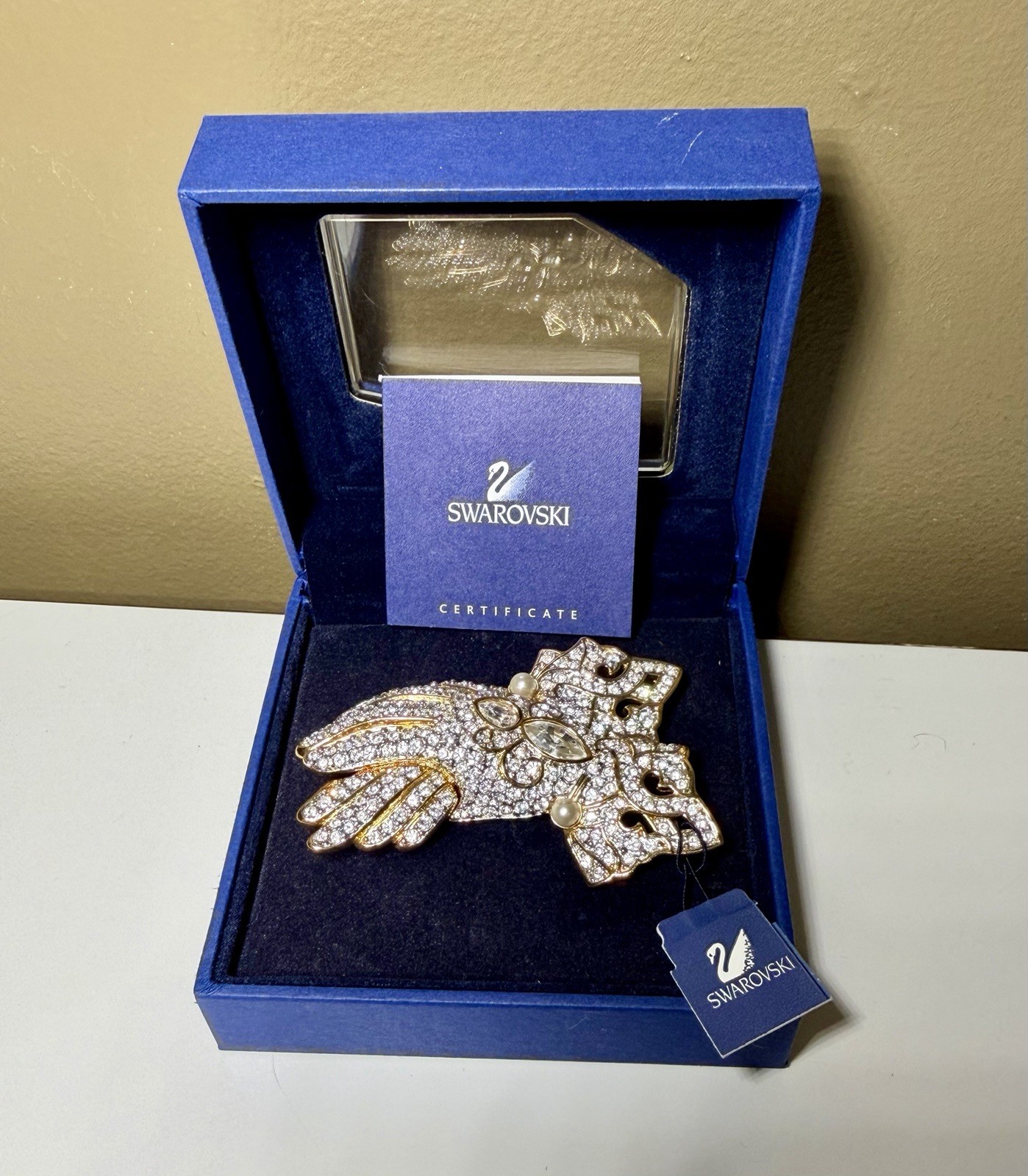 SIGNED SWAROVSKI CRYSTAL WEDDING GLOVES PIN ~ BROOCH RETIRED RARE NWT