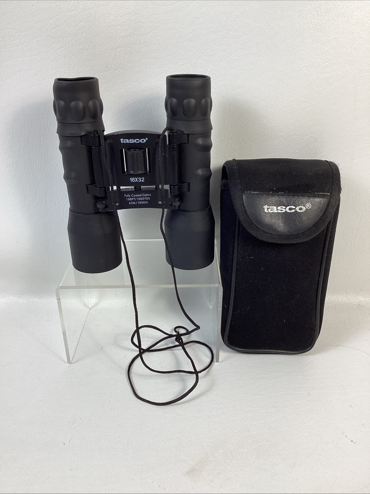 Tasco Binoculars Black 16X32 Fully Coated Optics 185 Ft W/ Case