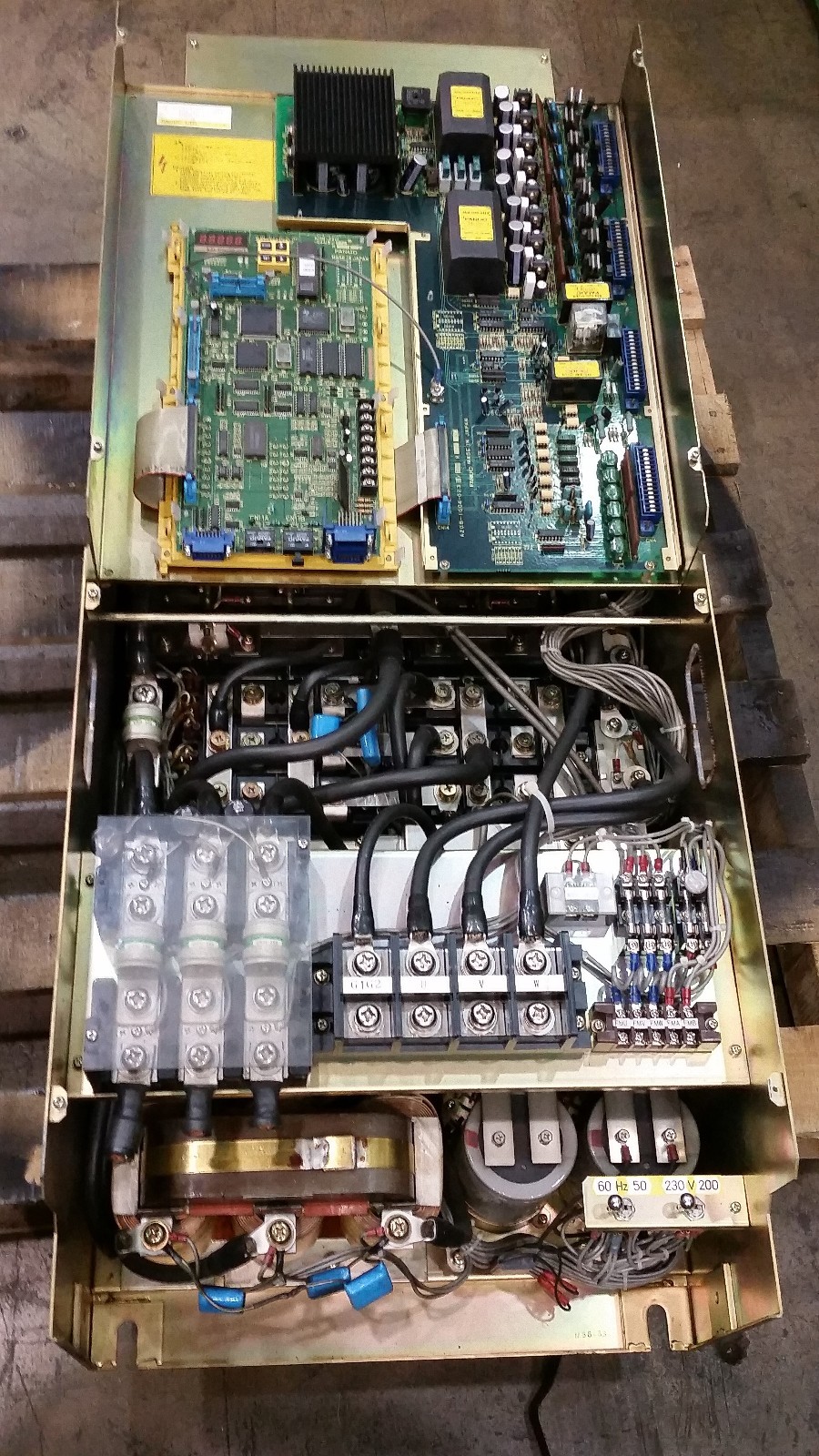 Fanuc AC Spindle Servo Unit A06B-6064-H240#H550 A06B-6064-H240 A06B6064H240