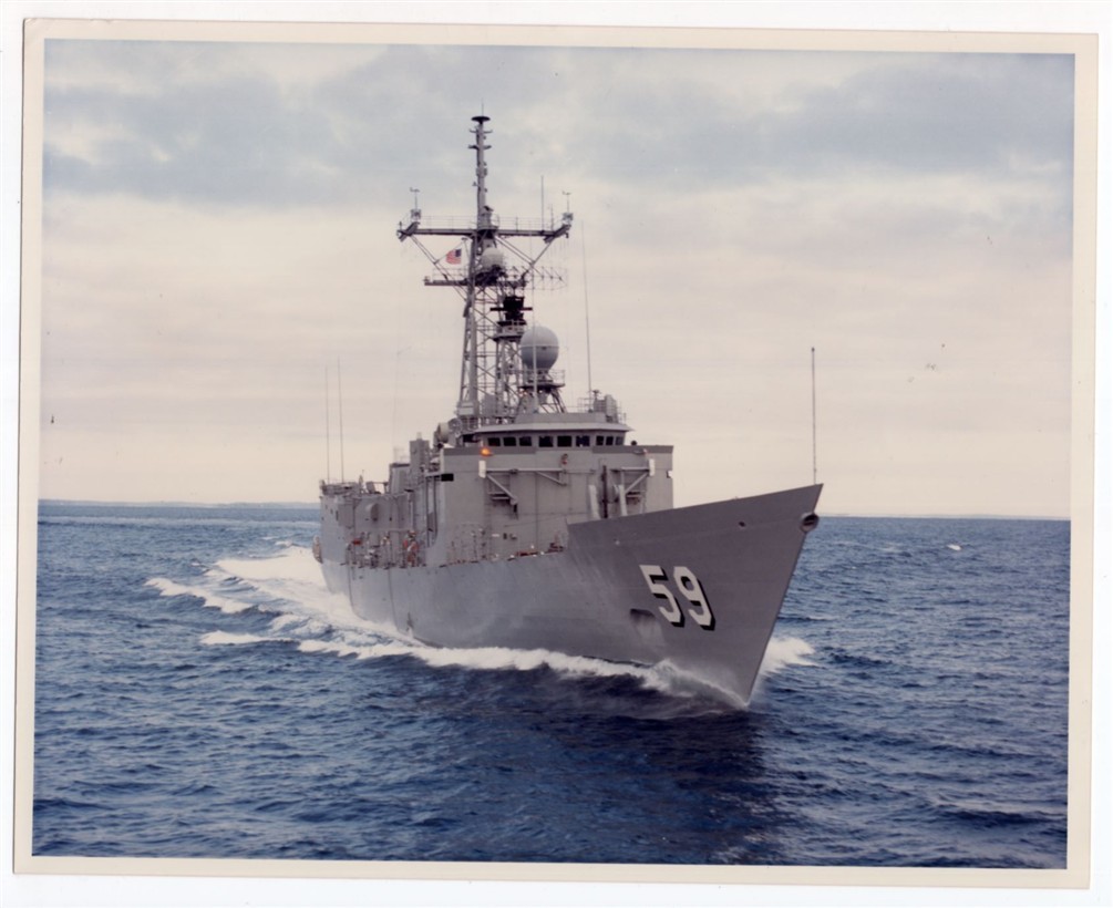 1986 Guided Missile Frigate FFG-59 USS Kauffman Sea Trials 8x10 Original Photo