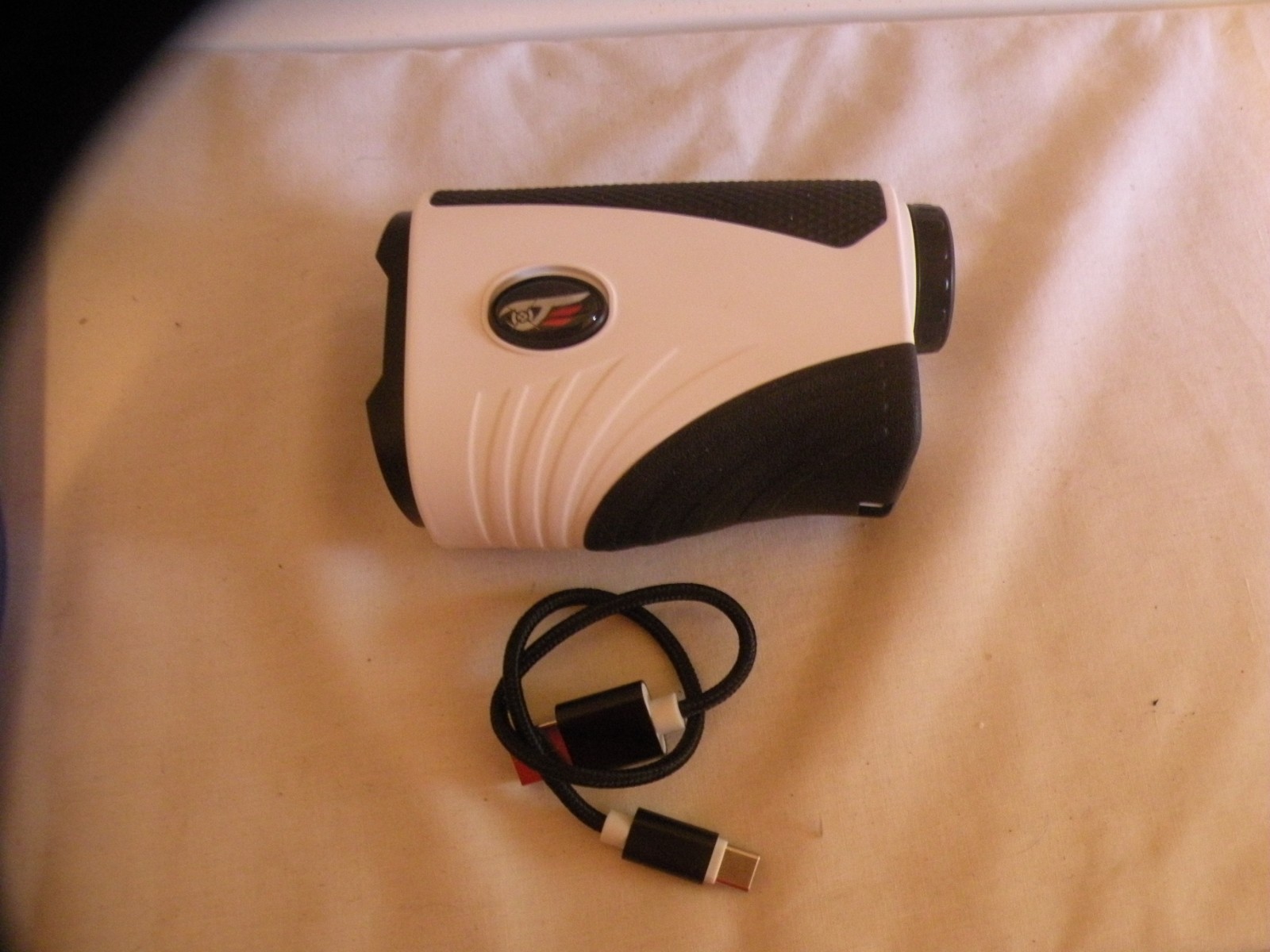 VYKURE GOLF LASER RANGEFINDER, DISTANCE/YARDS/BUZZ/SCAN/SLOPE/ SWITCH MAGNET, CO