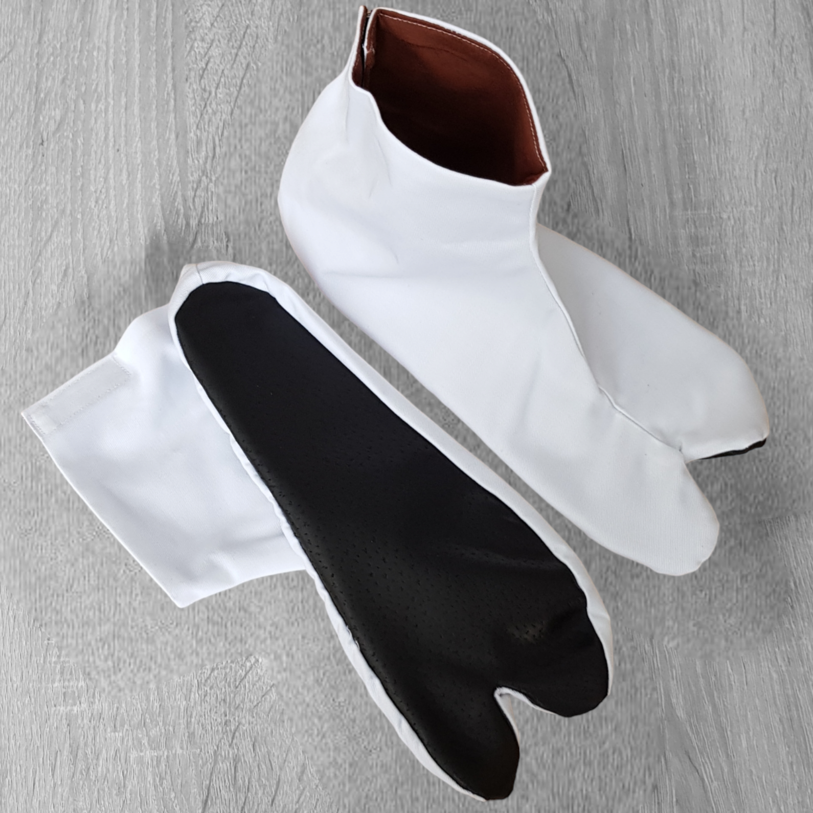 Japanese Tabi White Shoes with Hook and Loop Fastener