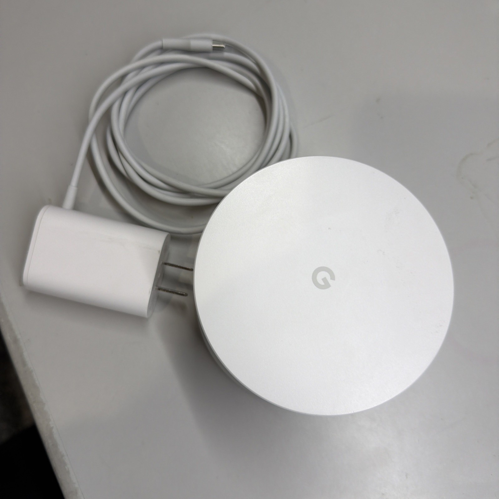 Google Nest Wifi Mesh Router AC-1304 AC1200 Dual-Band Wi-Fi 5 with adaptor