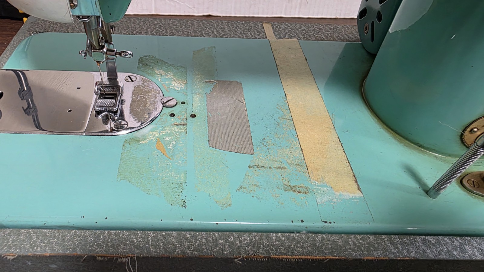 Fleetwood 767-B Deluxe Sewing Machine