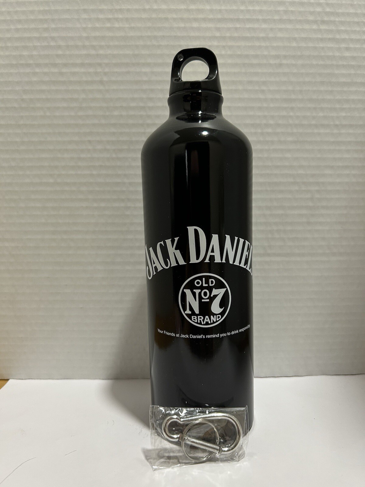 24 OZ Jack Daniels Old No 7 Black Aluminum Water Bottle