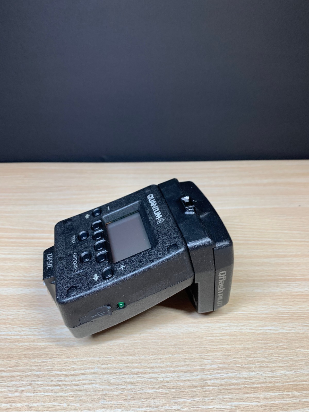 Quantum Instruments Qflash Pilot QF9C Wireless TTL Flash Controller (Canon)