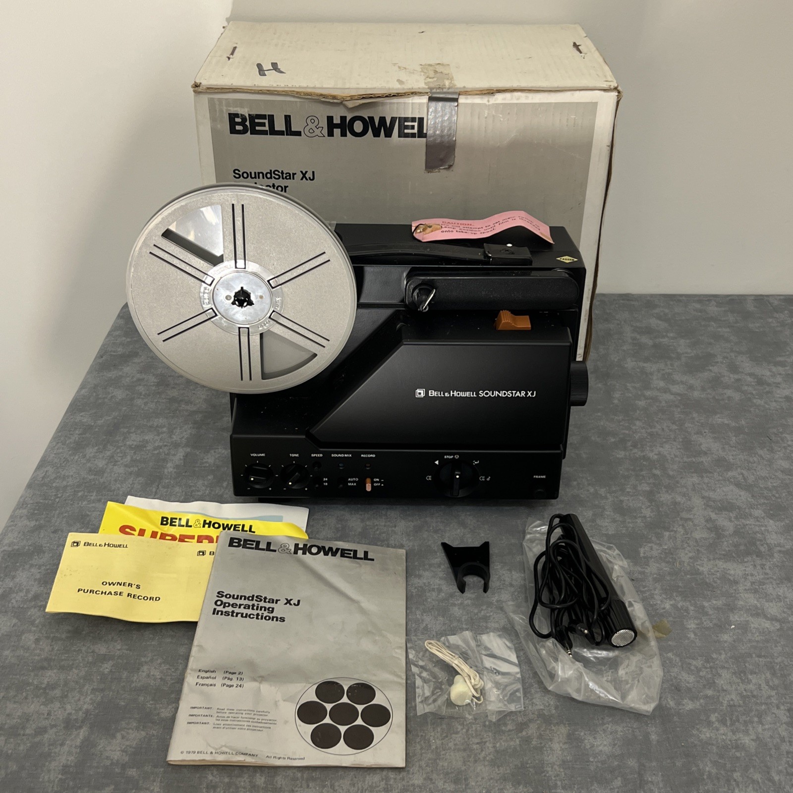 Vintage Bell & Howell SoundStar XJ Movie Film Projector 8mm Model 11xj UNTESTED