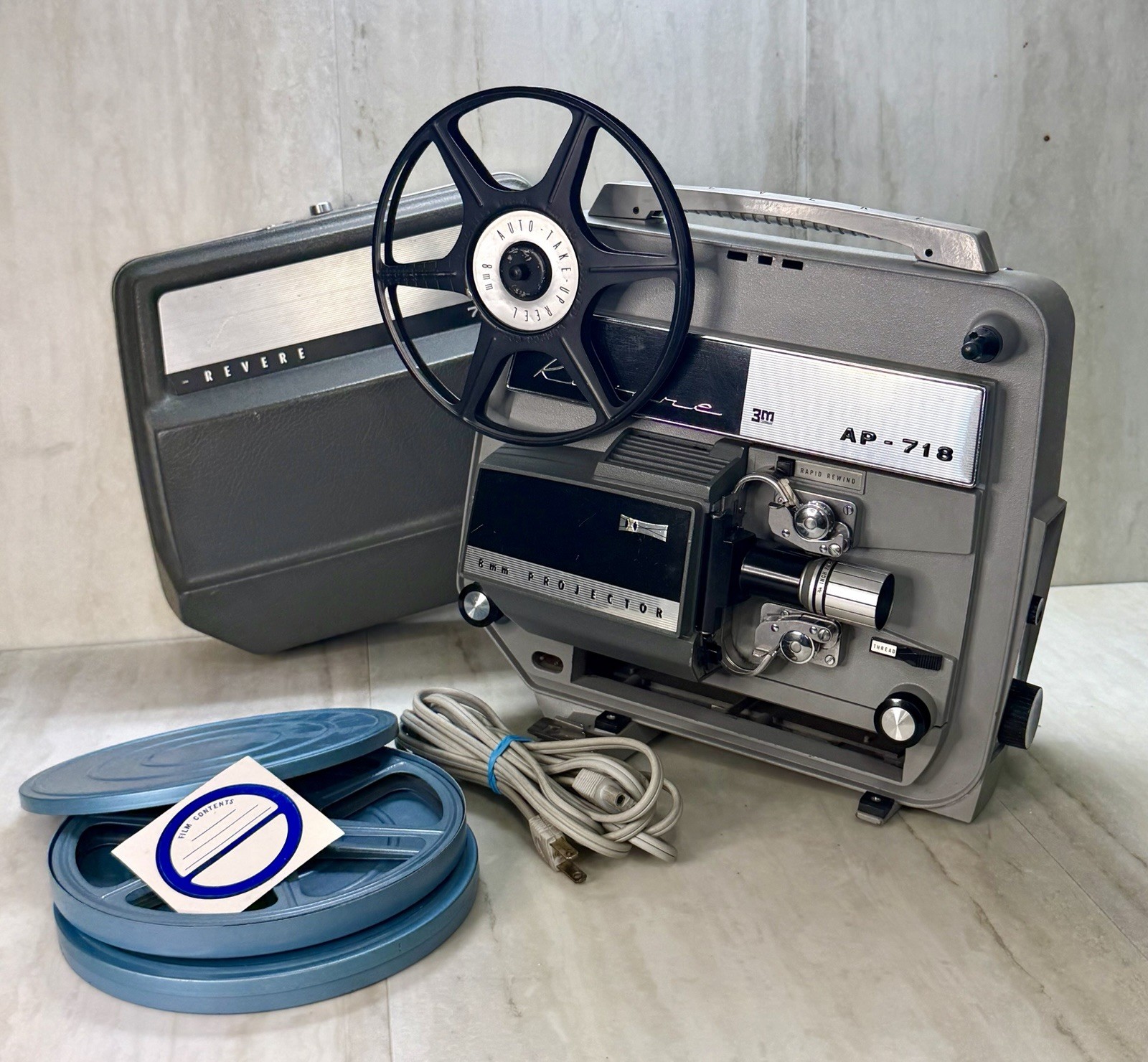 TESTED Vintage Revere AP-718 8mm Movie Projector 3M w/ Wollensak Lens Case Reels
