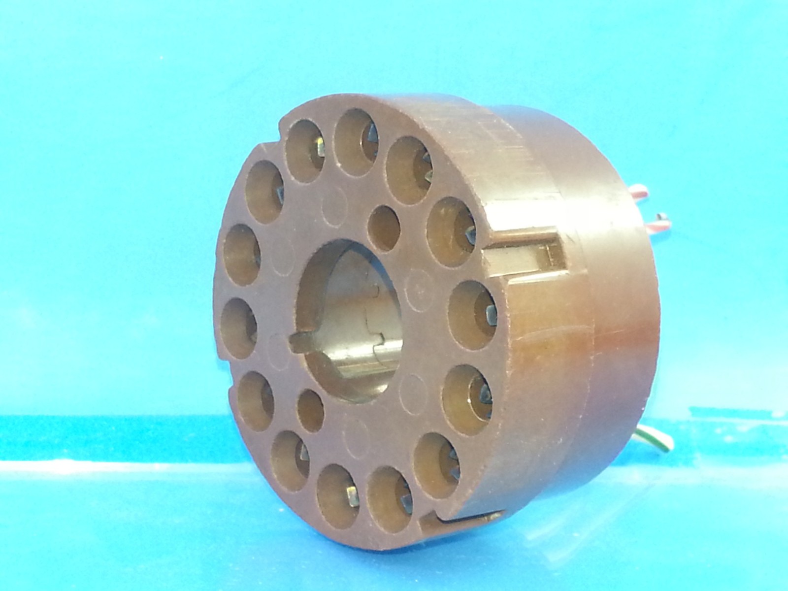 TEKTRONIX TEK 500 SERIES OSCILLOSCOPE CRT SOCKET ASS. 136-0168-00