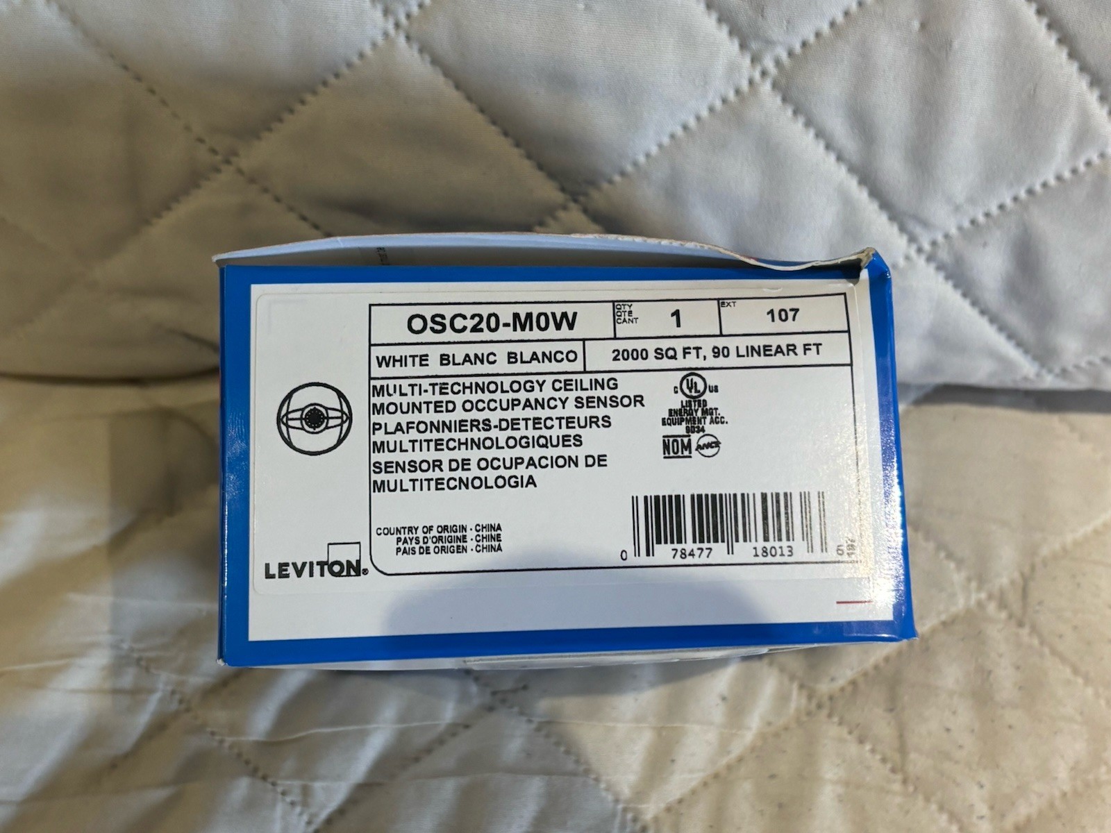 NEW BAD BOX Leviton OSC20-M0W Ceiling Mount Occupancy Sensor White SHIPS FREE