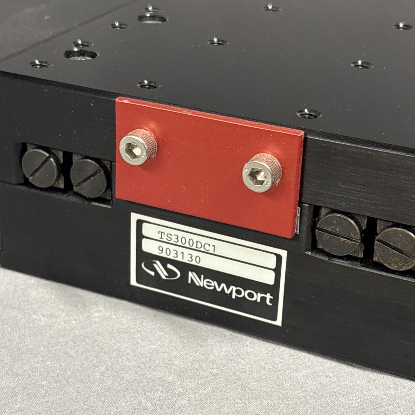Newport TS300DC1 Precision Linear Translation Stage w/ Heidenhain LS473 Encoder