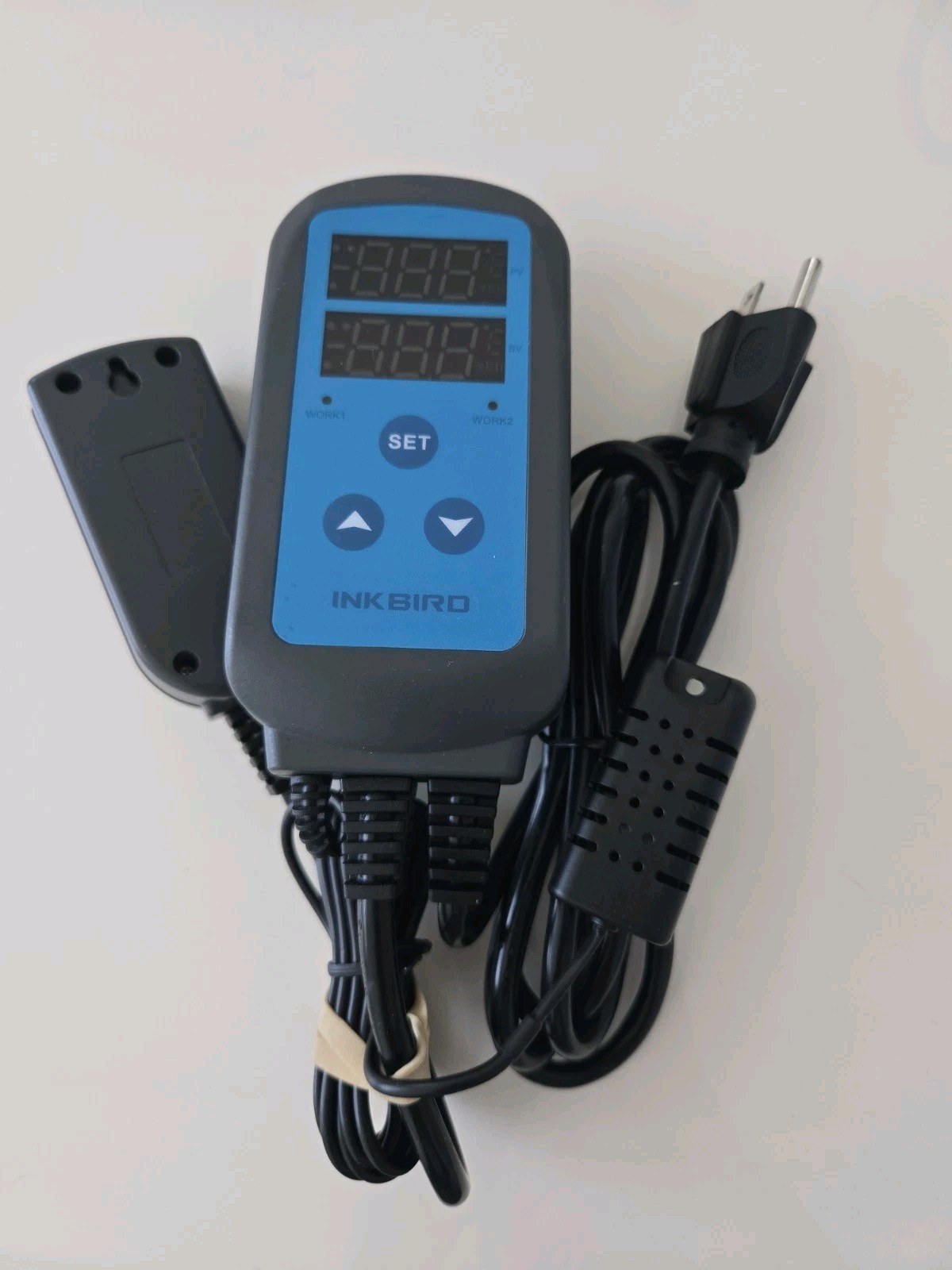 Inkbird - IHC-200 Plug and Play Humidity Controller - Preowned!