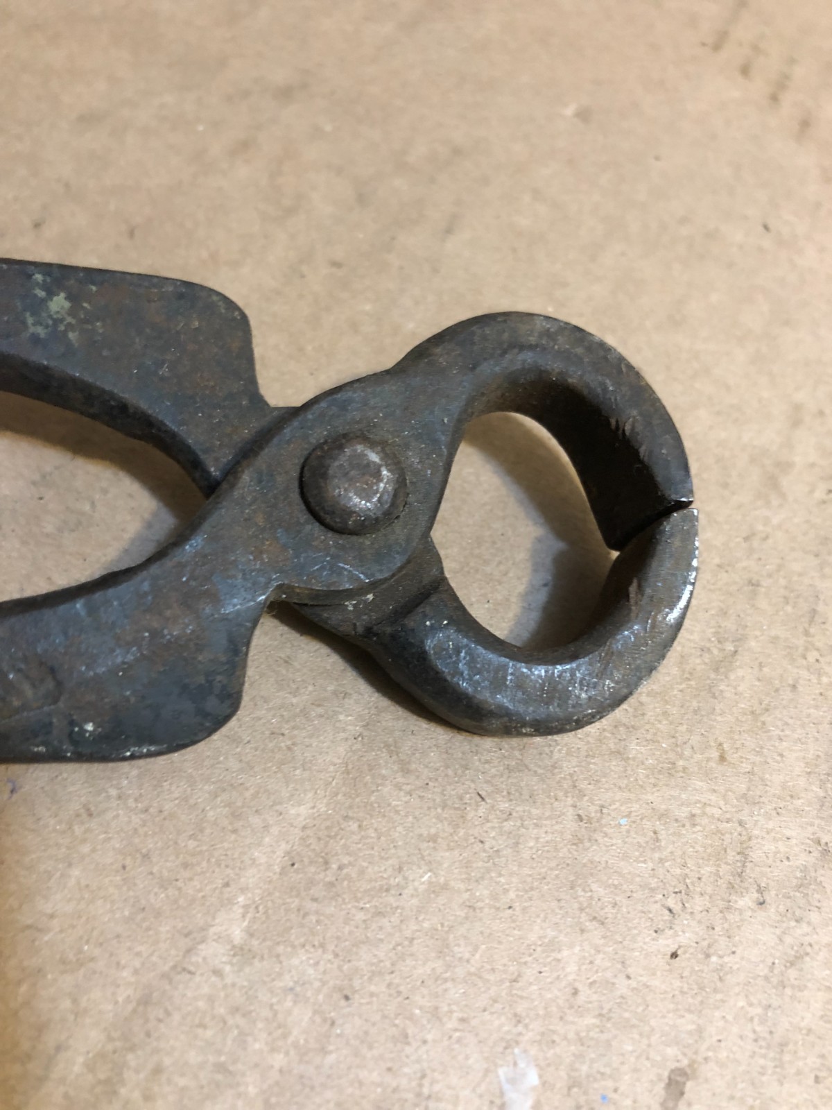 Vintage Blacksmith Farrier 7 Inch Nippers with Nail Pulling Claw