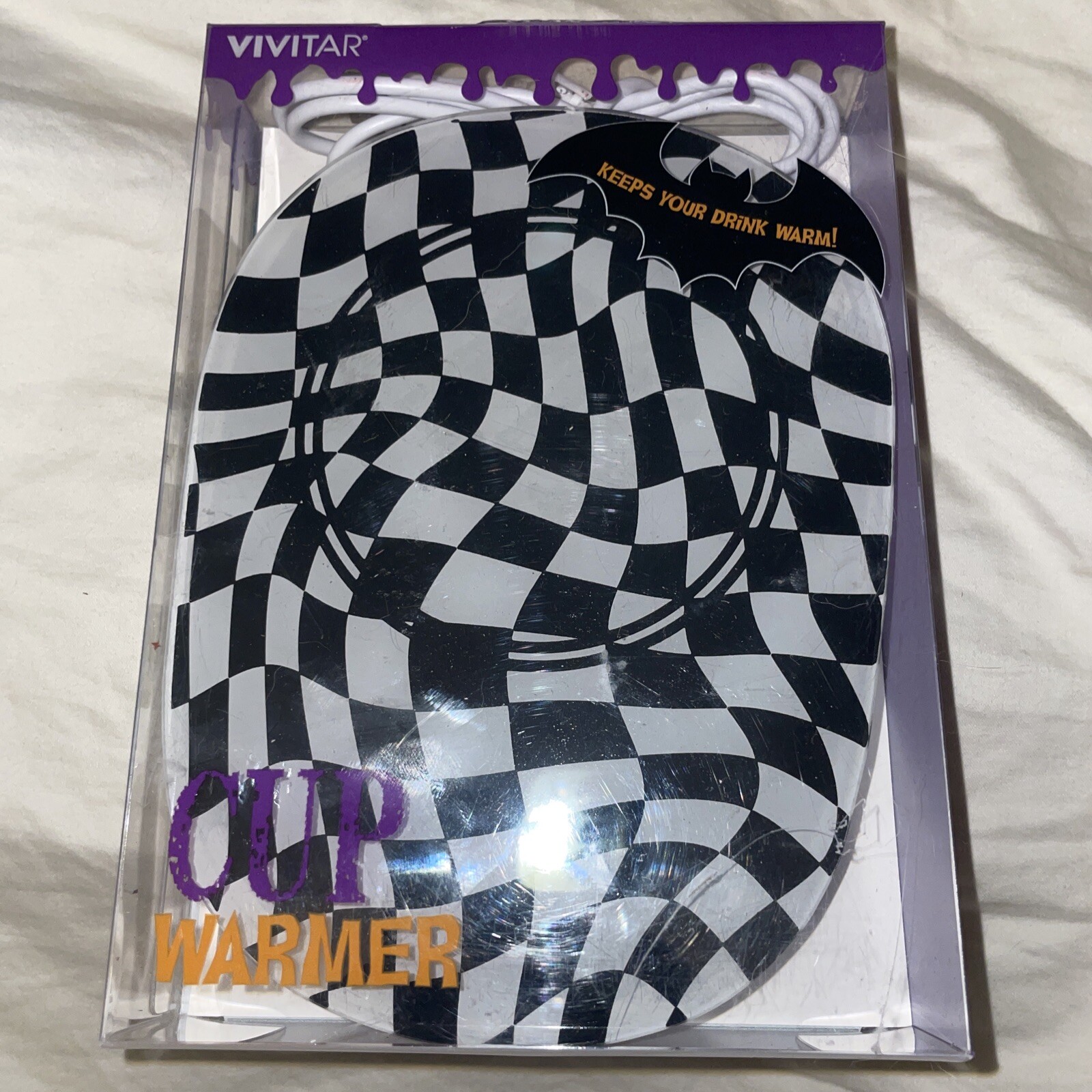 Auto-powered Vivitar Checkered Cup USB Warmer Great for Coffee/Tea/Soup and more