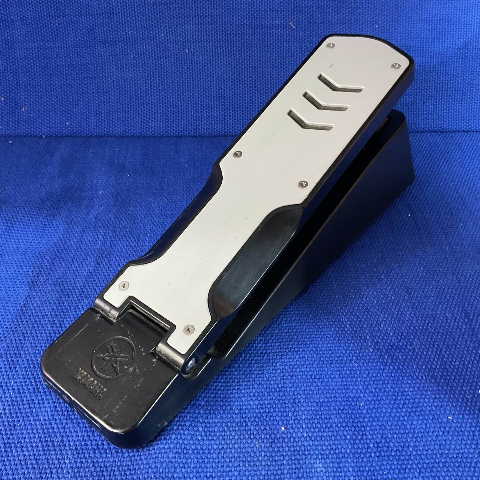 YAMAHA KU100 Electronic Beaterless Kick Pedal. Tested, Works Great!!