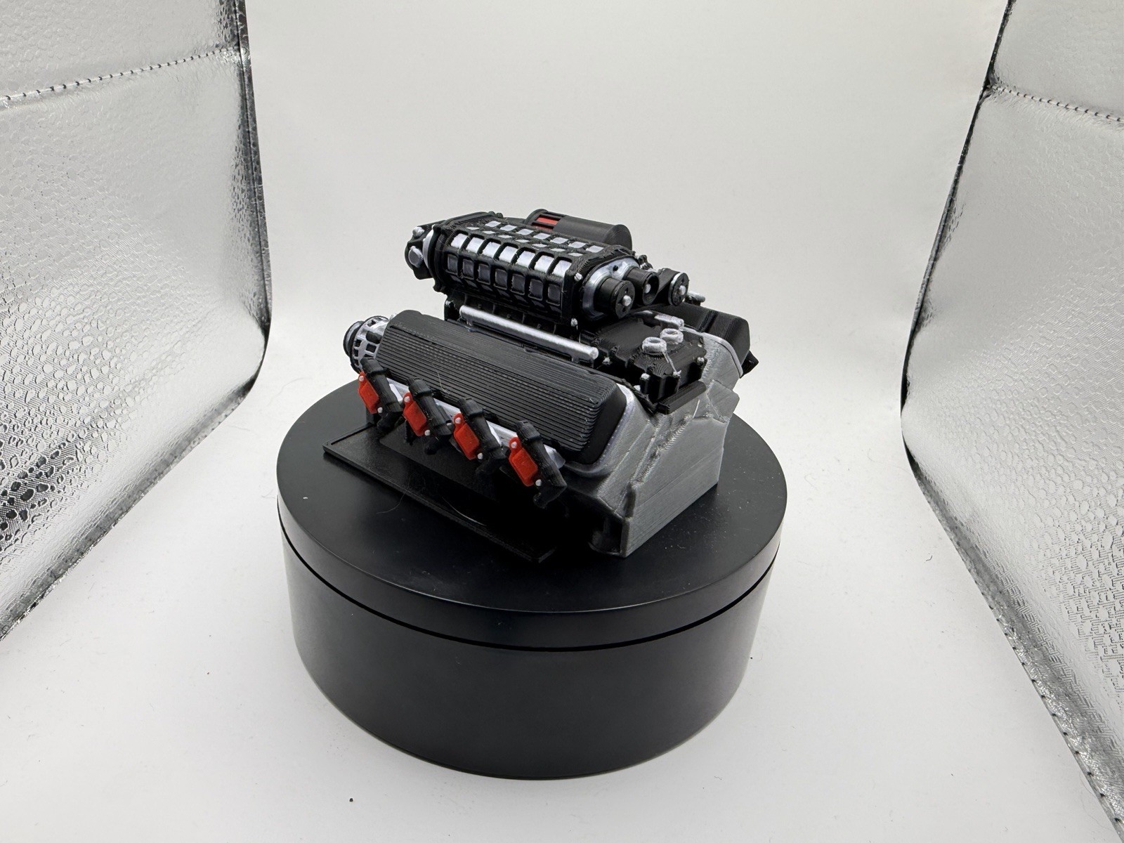 Vanquish H10 Optic Black And silver Engine And Matching Radiator Combo