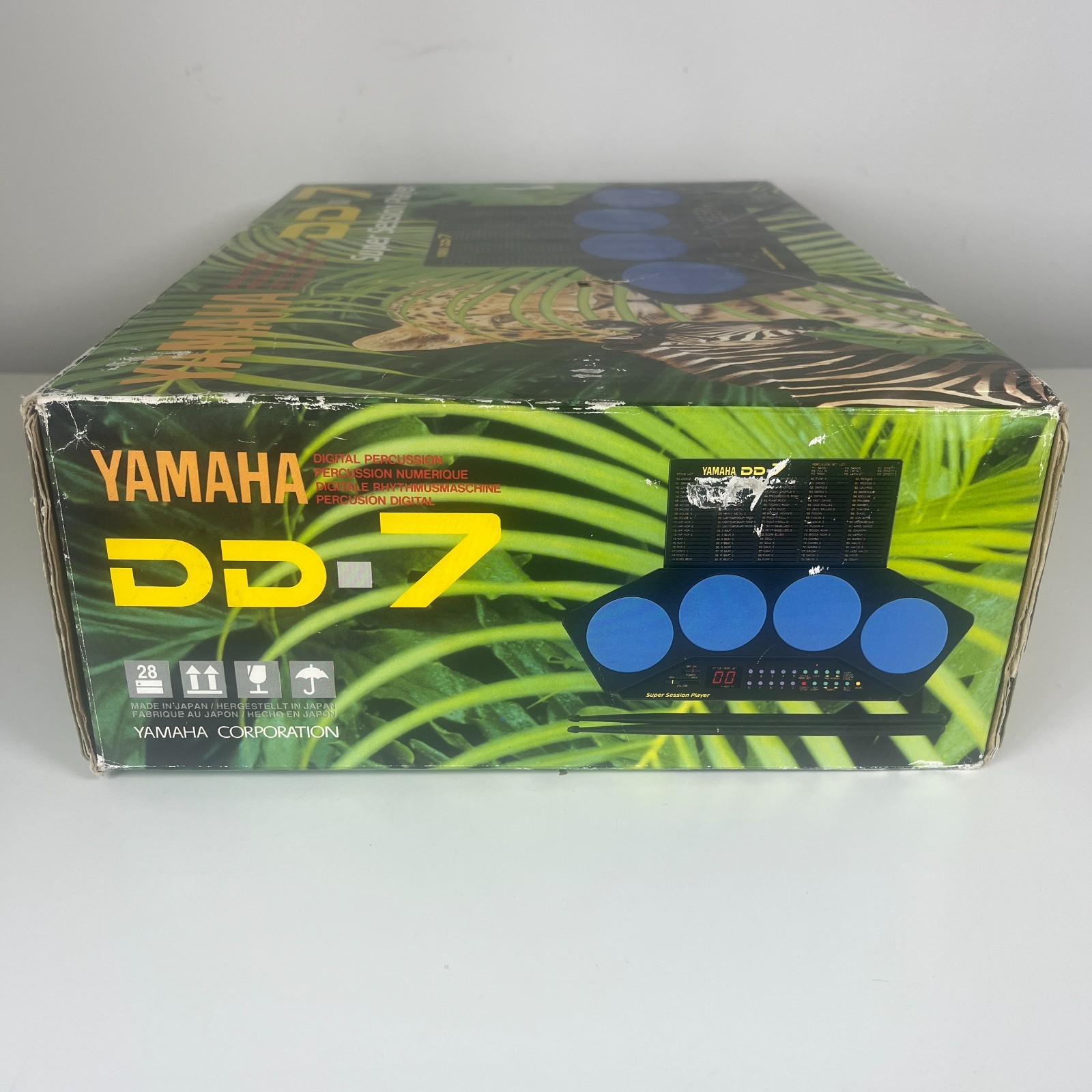 Yamaha DD-7 Super Session Player Digital Percussion Drum Machine, Sticks & Box